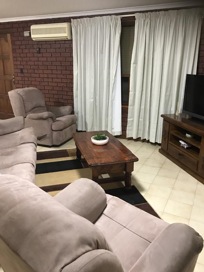 Вилла Sa House Modbury Экстерьер фото